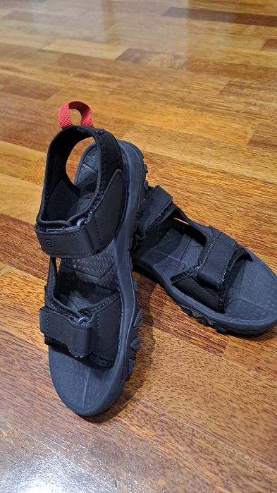 Sandały idealne na kapcie do szkoły