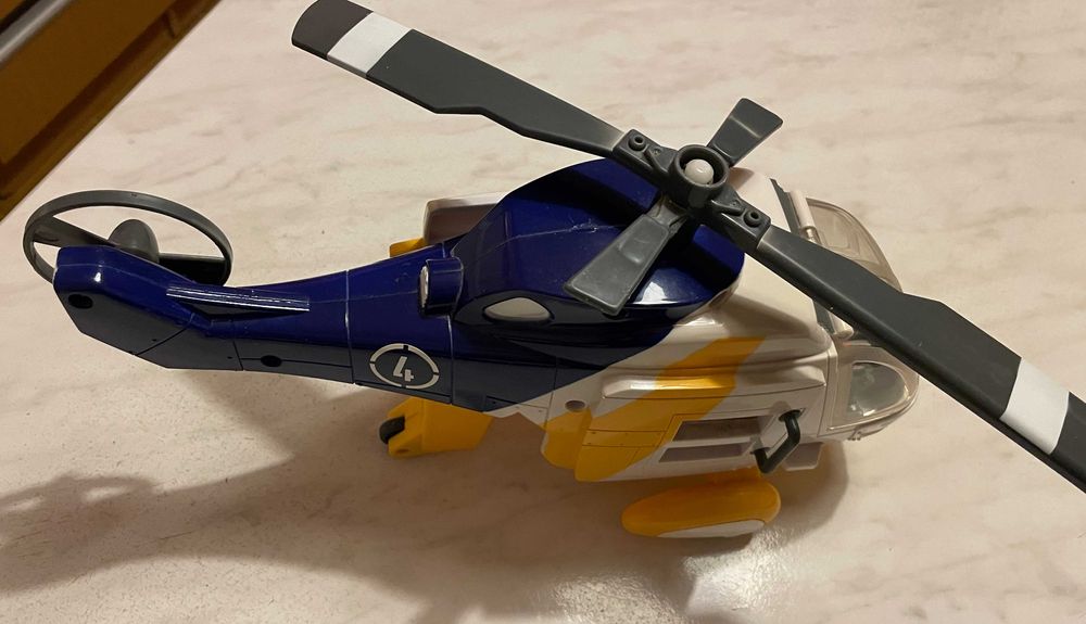 Fisher-Price Helicopter Ratunkowy z Wirującymi śmigłami