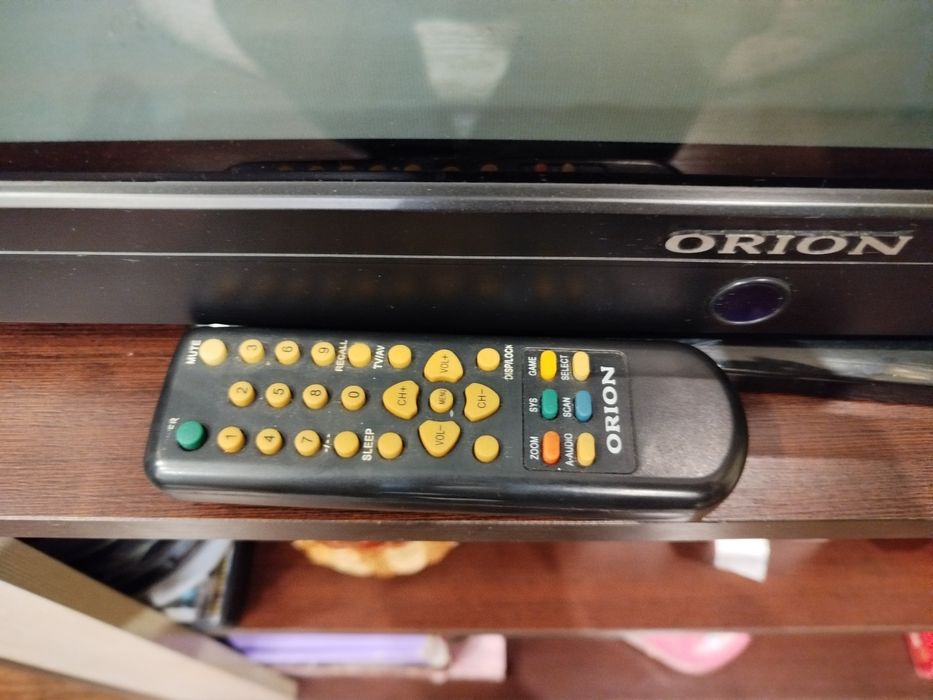 Телевізор ORION в робочому стані
