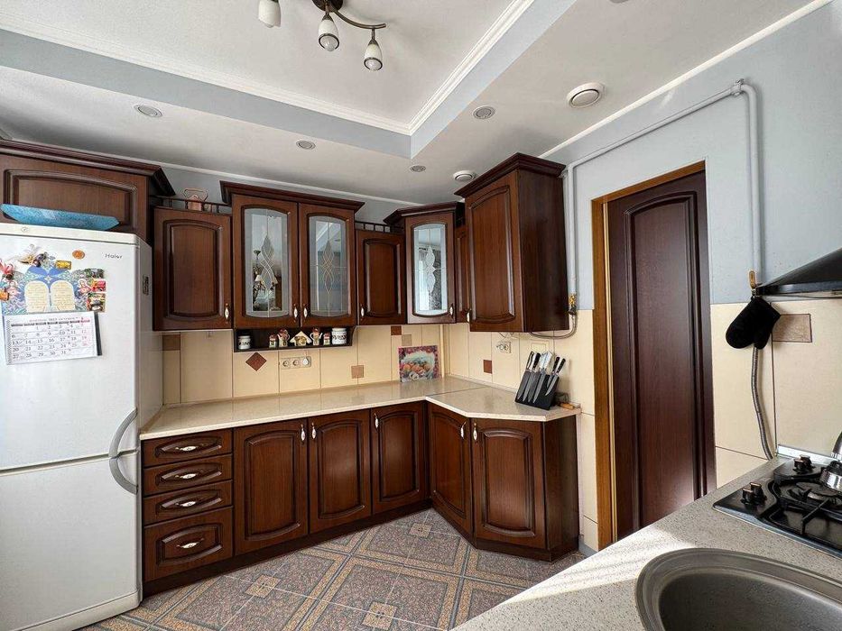 Продаж 2-рівневої квартири 137,3м2  по вул. Зелена парк Погулянка