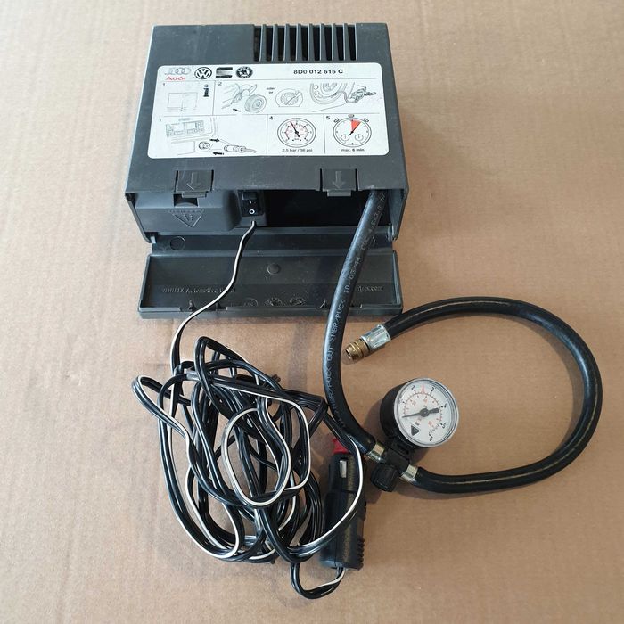 kompresor, sprężarka powietrza do samochodu model 8D0 012 615 C na 12V