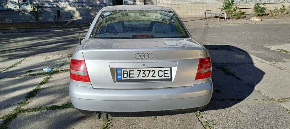 Продам Ауді а 4,2,5 дизель