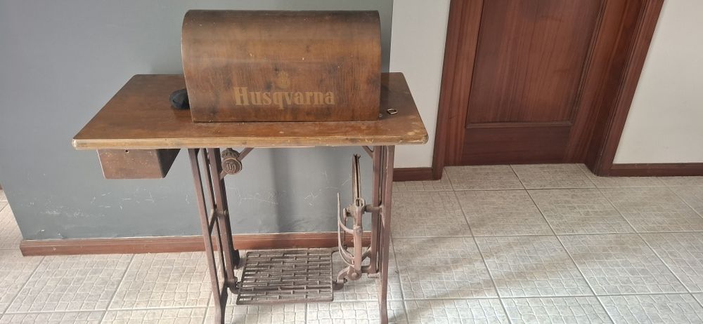 Maquina costura pedal