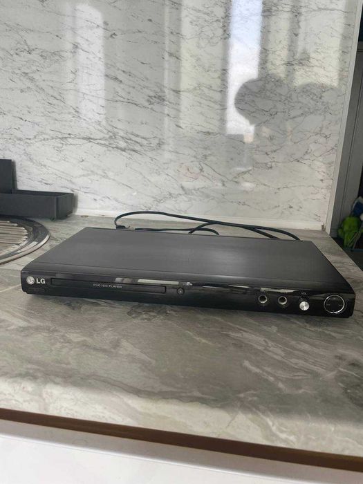 DVD/CD програвач LG  модель DVX441K