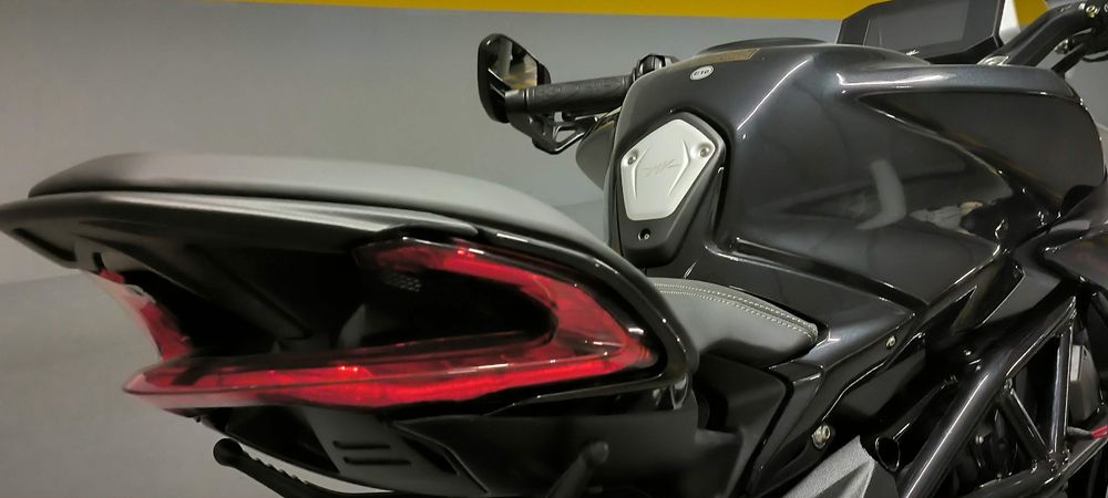 Mv Agusta Dragster R NOVA! O KM!
