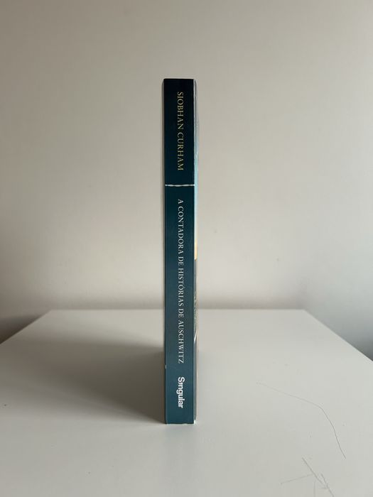 A contadora de histórias de Auschwitz de Siobhan Curham *Novo*