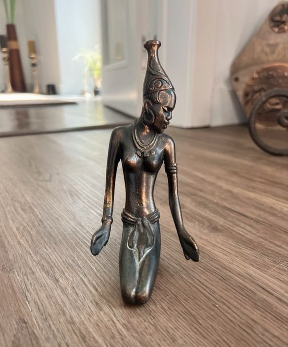 Magnífica estátua bronze antiga Parvati/Tara