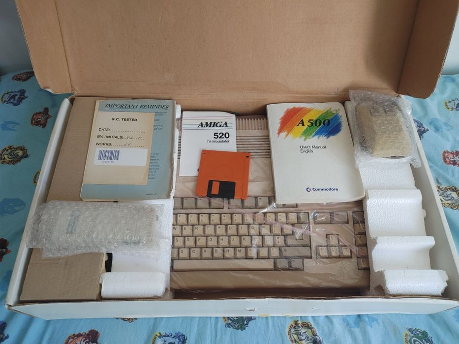 Amiga 500 Commodore pudełko
