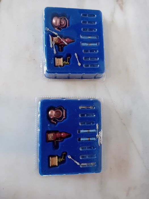 Conjunto de Miniaturas Antigas Utensílios
