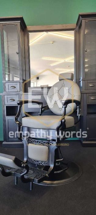 CADEIRA DE BARBEIRO - FABRICANTE