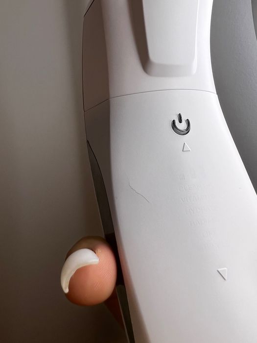 Artistry™ Dermasonic Прилад (ціна договорна)