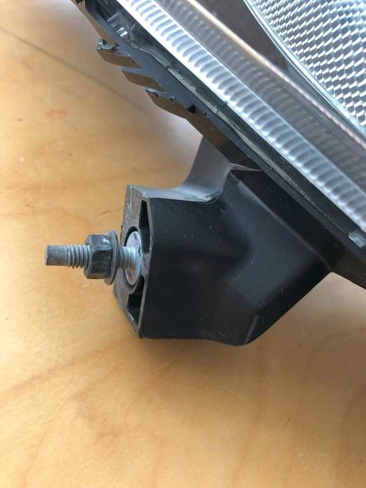 Farol direito Nissan Juke F15 (2010 a 2014) (ref. 261203YW0D)