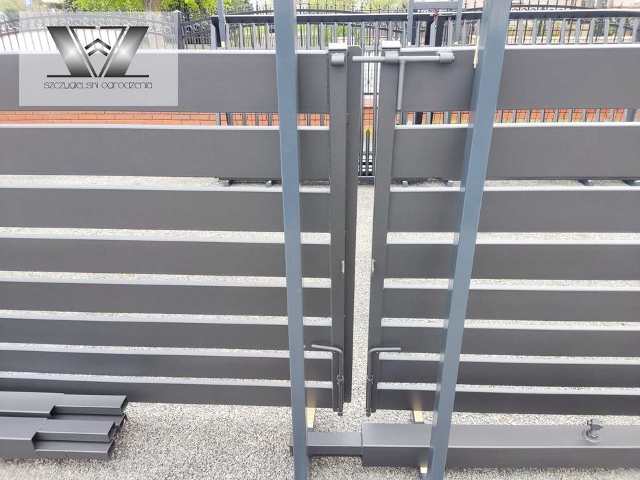Brama wjazdowa dwuskrzydłowa nowoczesna palisadowa 1,4x4/140x20 GRAFIT