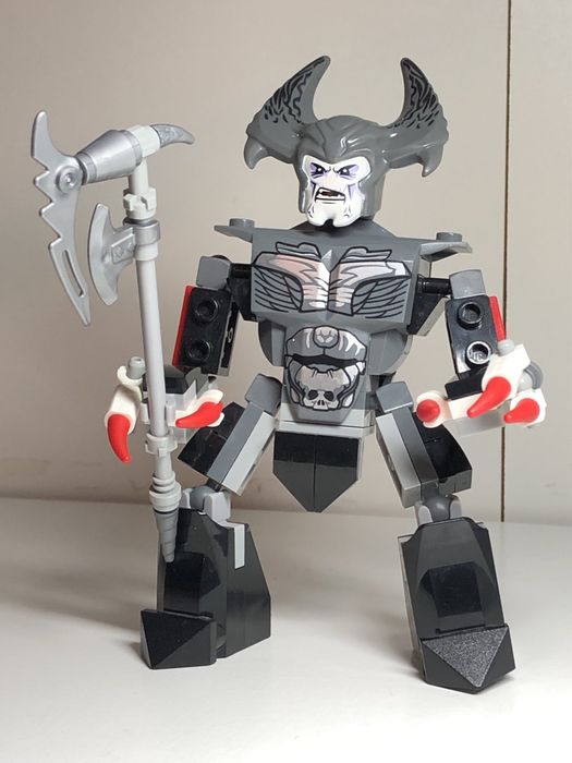 Minifigurka LEGO Steppenwolf spa0034 - Batman DC