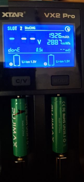 Професійний зарядний пристрій XTAR VX2 Pro.