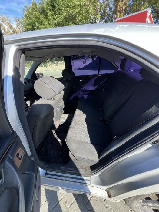 Продаю свого Mercedes benz w210 2.2 CDI