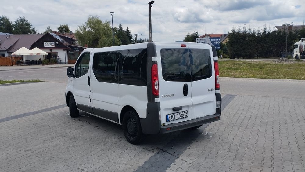 Wynajem busów 9 osobowych