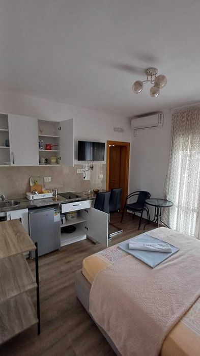 ЧЕРНОГОРИЯ Бар. Илино. 350м до второго круга с заправками, 750м - море