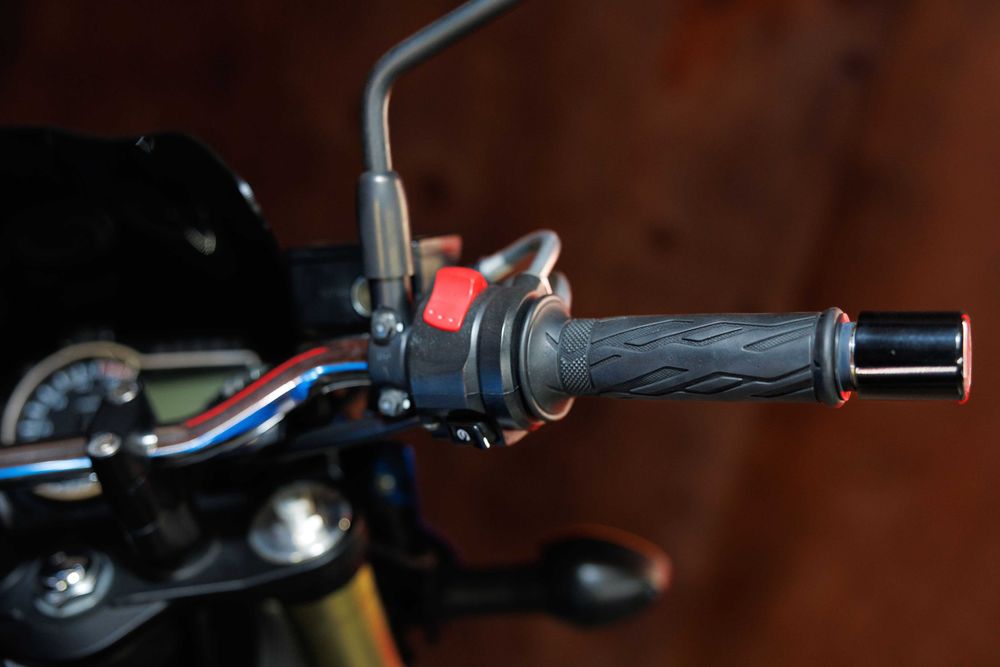 Suzuki GSR750 ABS із Японії