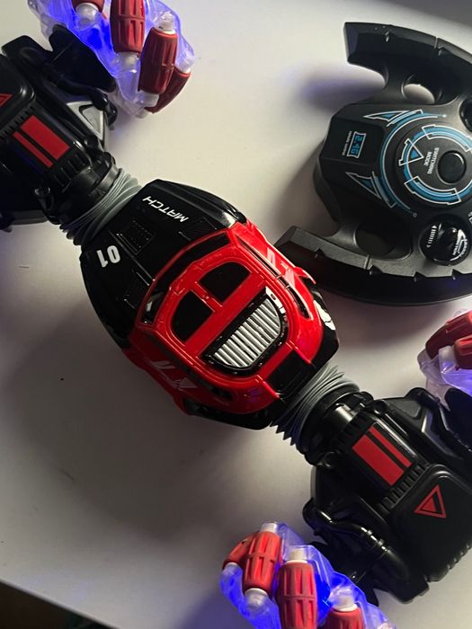 машинка на пульті управління