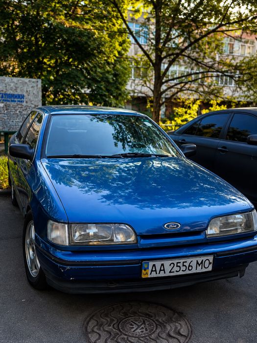 Продам машину ТЕРМІНОВО