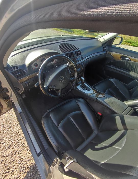 Mercedes E 270 2003