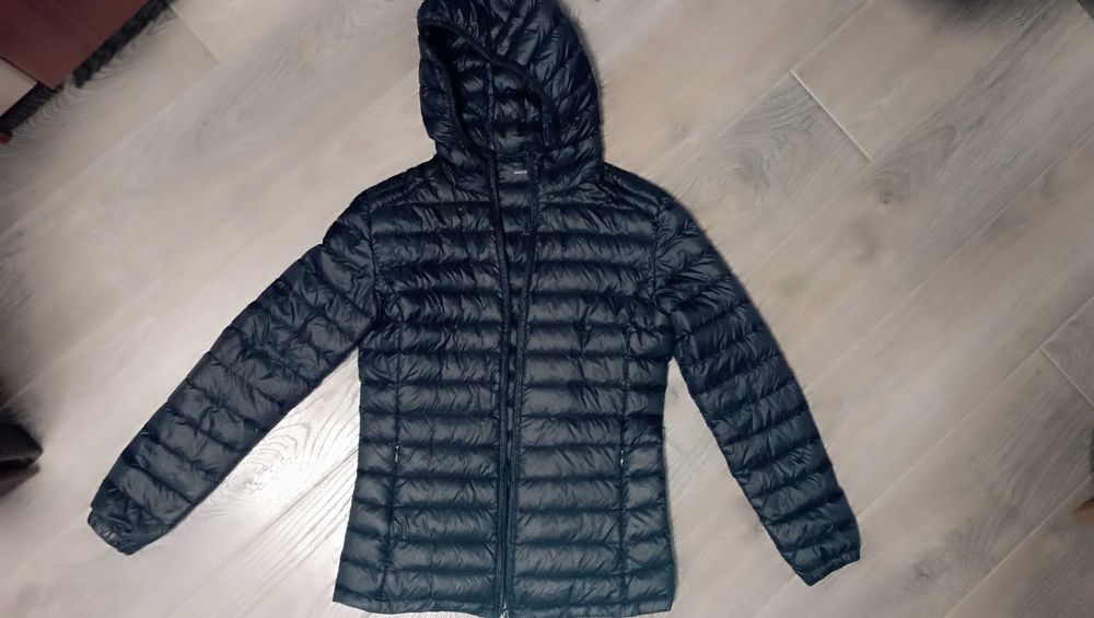 Продам куртку в отличнейшем состоянии