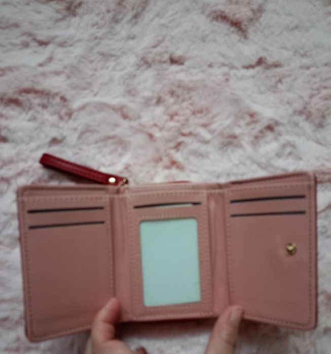 Nowy portfel damski