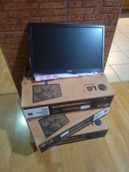 Монитор LG 19" 19M35A. 100% НОВЫЙ!
