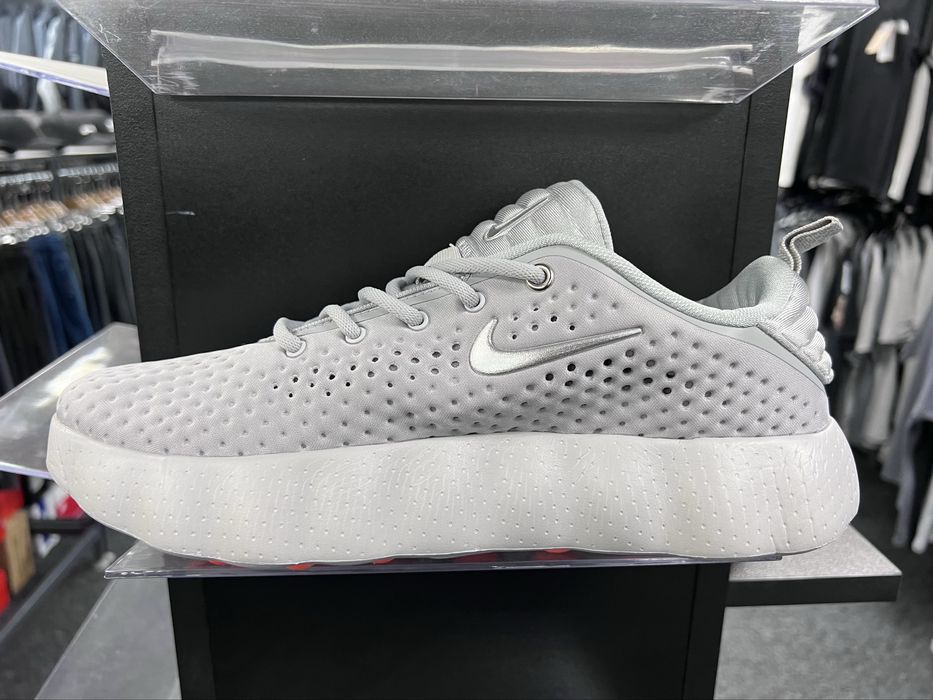 Nike Mind 002 Light Smoke Grey Сірі, серые.