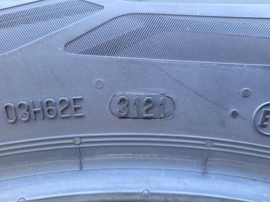 Opony Continetal 235/ 55 18 lato 4 sztuki Nowe demo