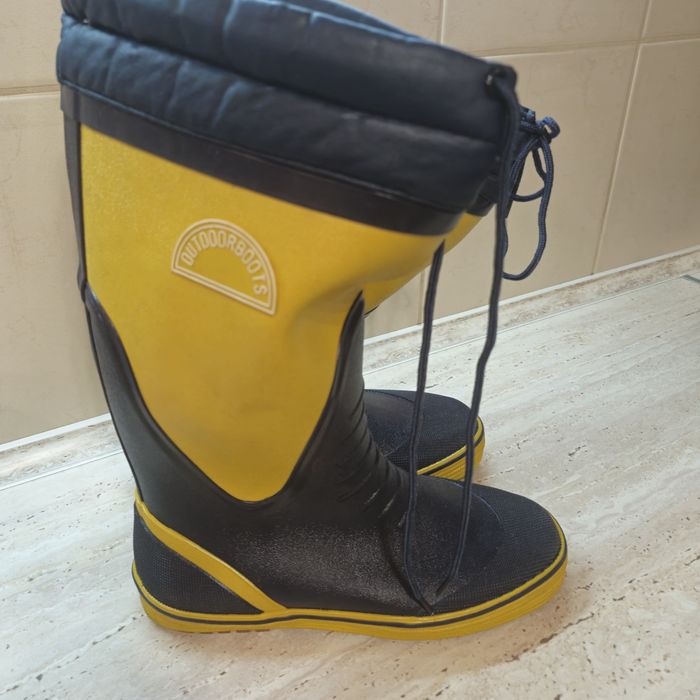 Wysokie kalosze outdoorowe OUTDOORBOOTS żółto-czarne ze ściągaczem | Rozmiar 38