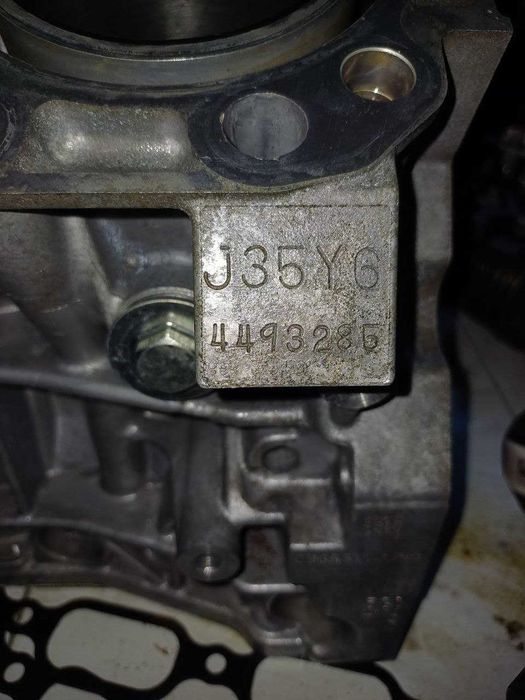 Блок циліндрів Honda Pilot Acura TLX 3.5 J35Y6.Номер дт. 10002-5J2