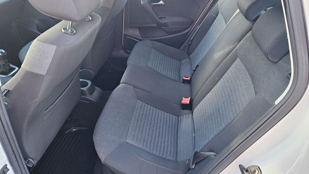 13r MPI  VW POLO 1,4 85KM klima ładny rej w Pl