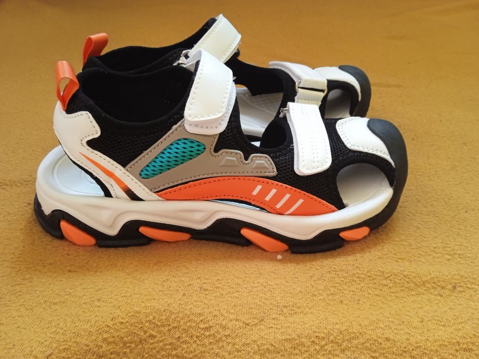 Сандалі на хлопчика 34 розмір