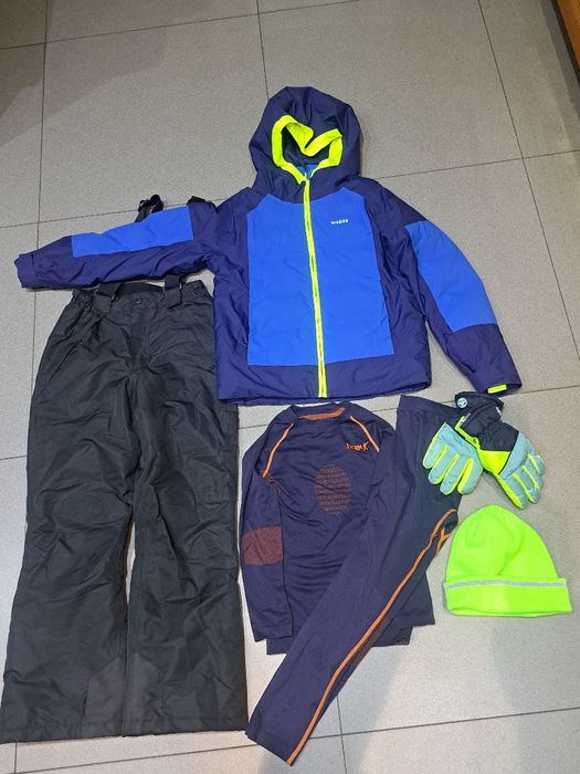 Костюм лыжный на рост 146-152см.