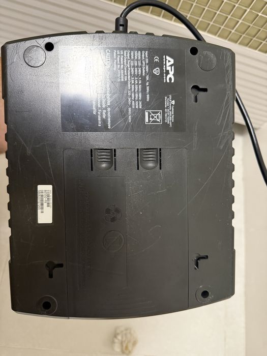 Zasilacz awaryjny APC Back-UPS ES 550