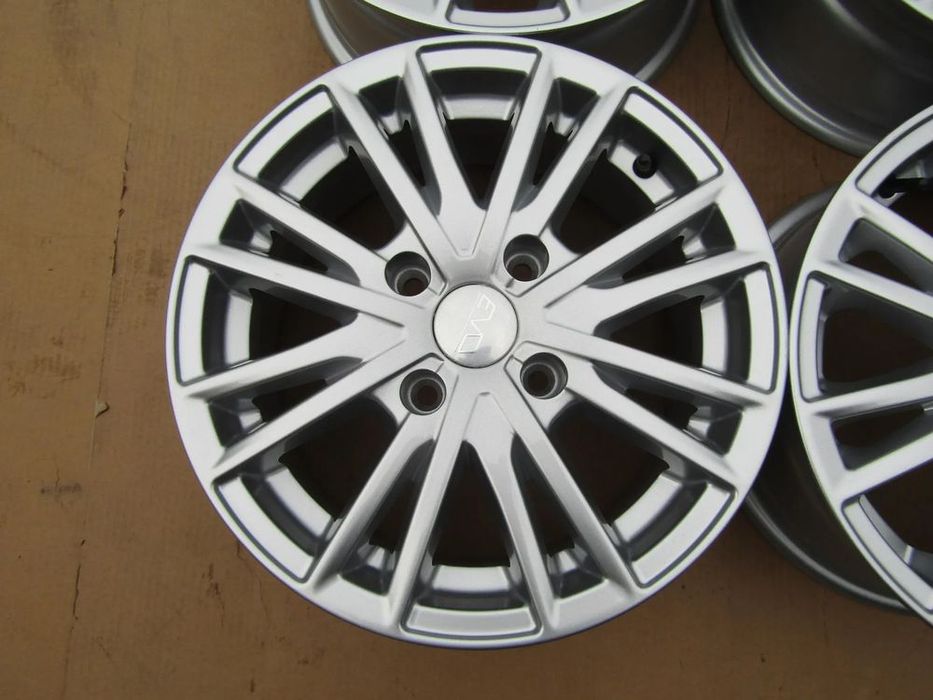 4x nowe felgi 15 kia carens cerato clarus jojce / hyundai coupe lantra matrix volvo v40