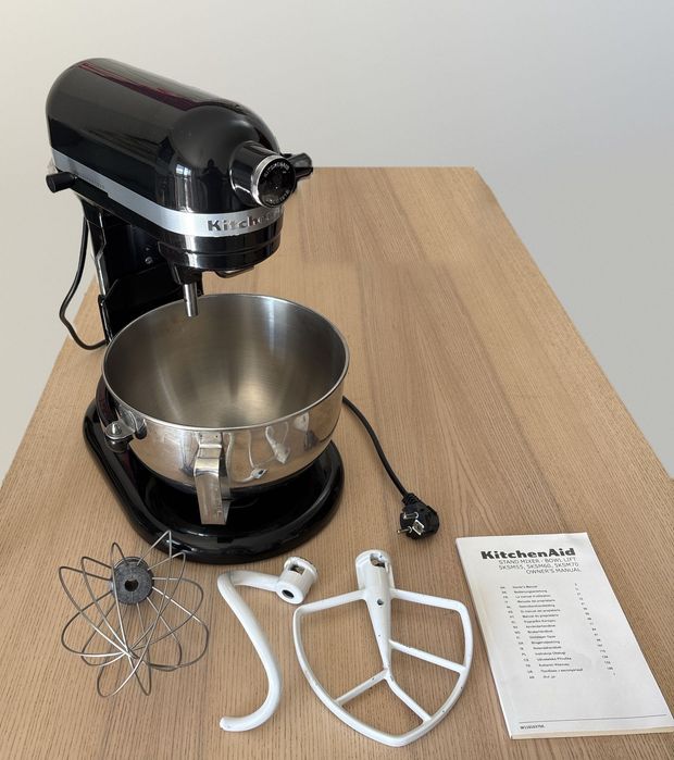 Batedeira KitchenAid Heavy Duty 5,2 L Preto Onyx, como nova