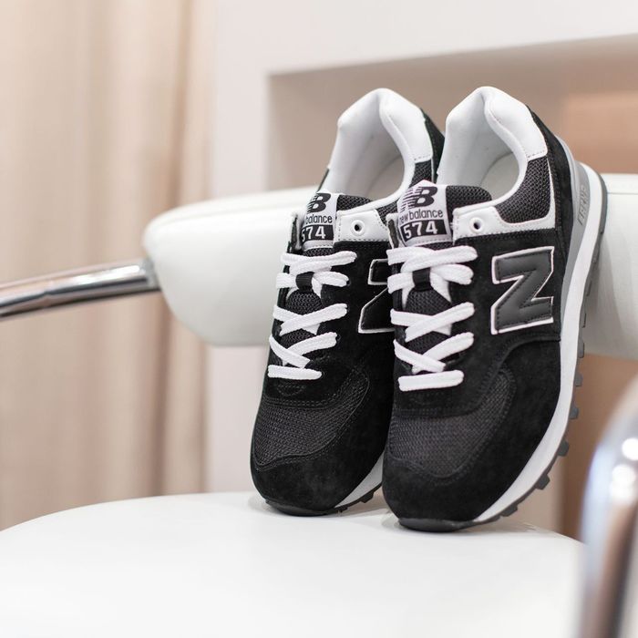 Чоловічі кросівки New balance 574 чорні з білим 37-46