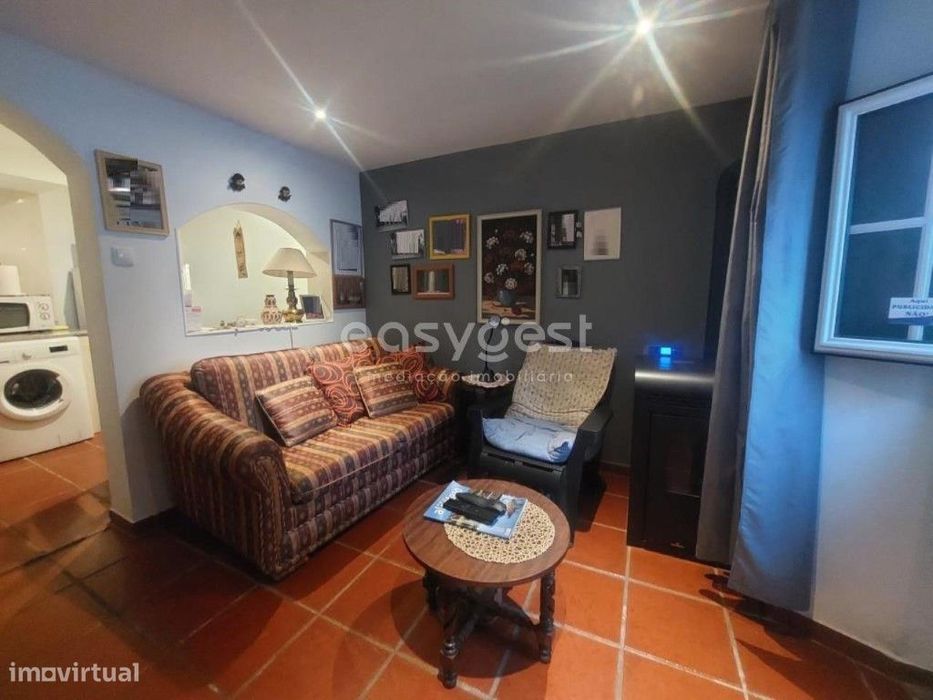 Moradia Térrea T1 em zona central da Cidade pronta a habitar