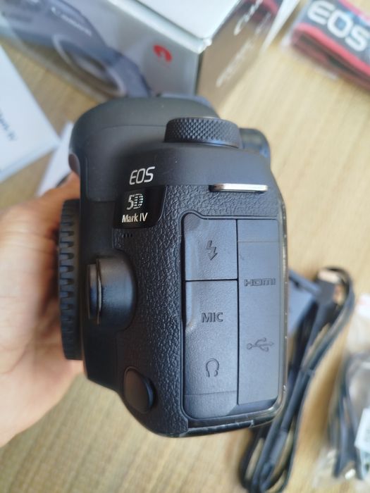 Canon 5d Mark IV com 70 mil disparos