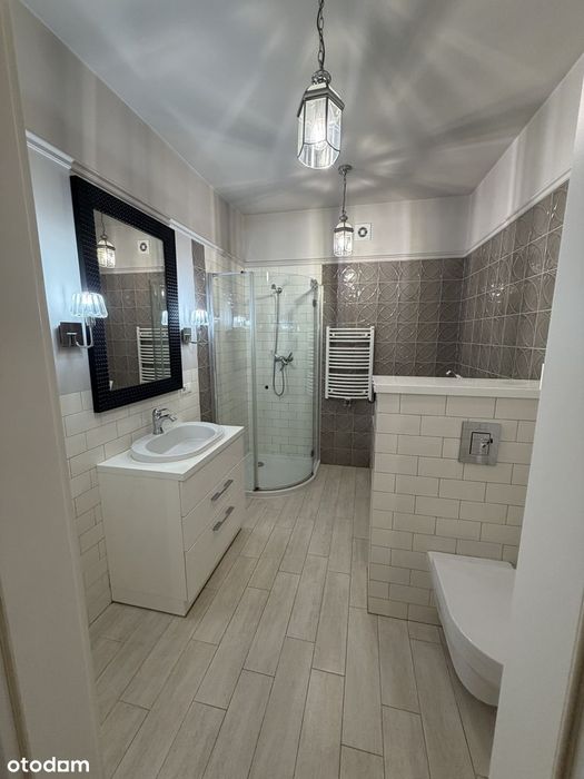 2-pokojowe mieszkanie 65 m² po remoncie | Centrum Zwolenia | Parking