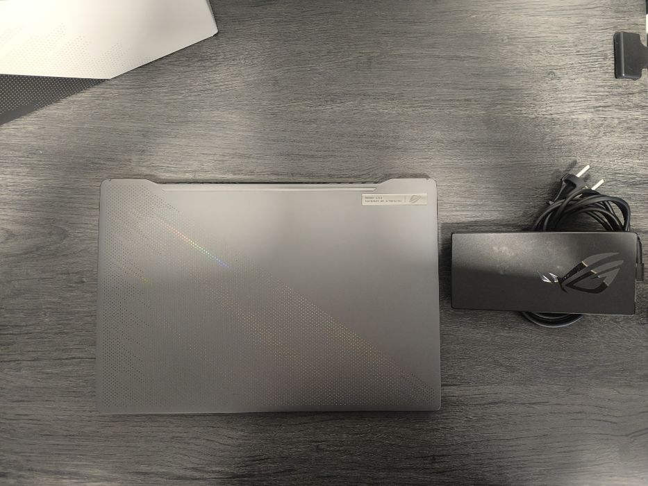 Asus zephyrus R7 3050RTx 24 Ram 1TB 3x S/ Juros