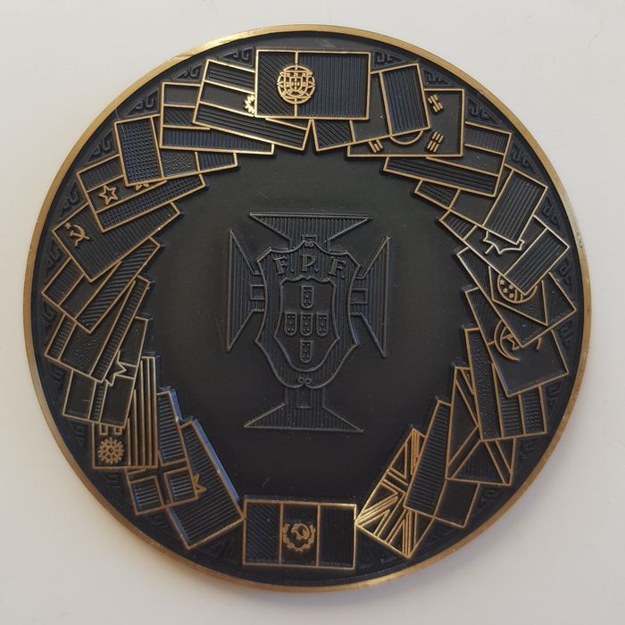 Conjunto de 4  medalhões bronze antigas