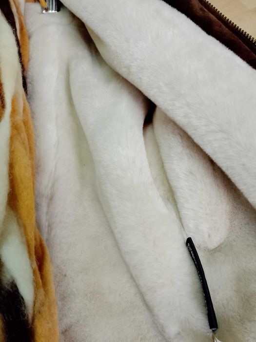 Casaco em pele e pêlo e cachecol em ótimo Estado