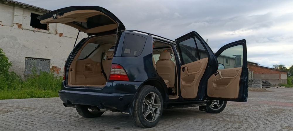 Продам Mercedes Benz ML163
