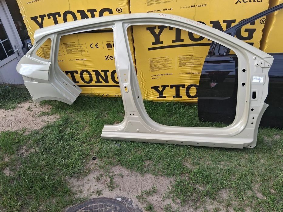 Tylny prawy błotnik poszycie prog HYUNDAI I20 3 N-LINE BC3 20-  71122CO000 71122C0000