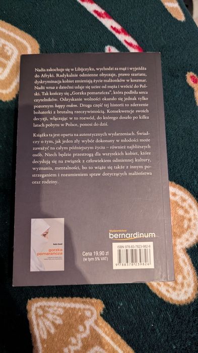 Książka " Jarzmo przeszłości"