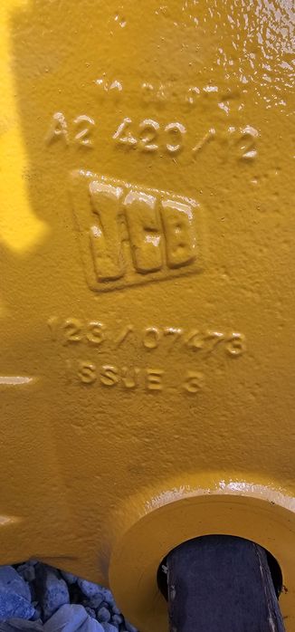 Продам  коретку  в зборі до JCB 3-4CX